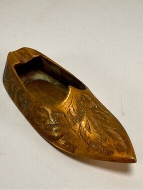 Vintage Engraved Brass Ashtray Shoe/Slipper Made in India Intricate Design